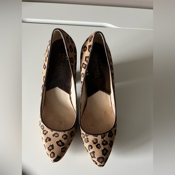 Michael Kors Heels - Picture 1 of 3